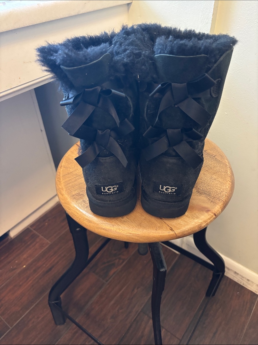 UGG Women's Black Bailey Bow Boot - Suede & Shearling